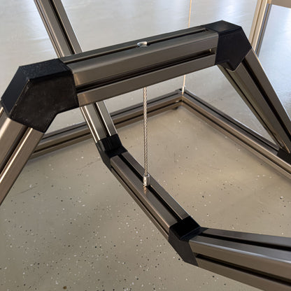 Tensegrity Tisch